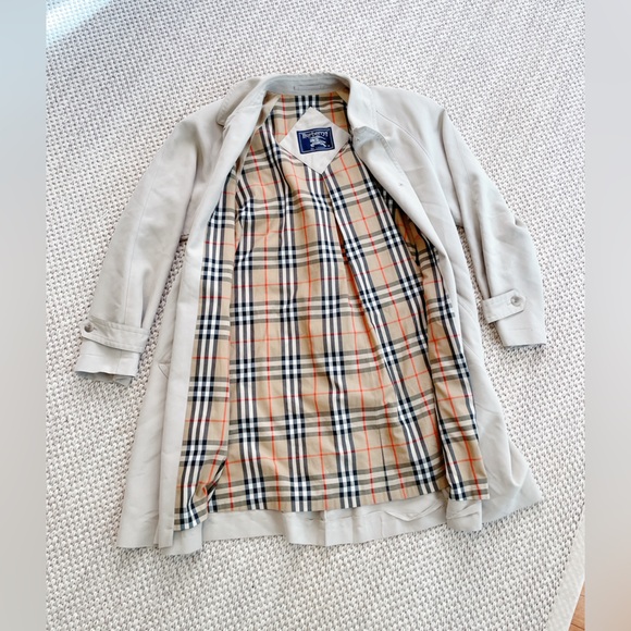 Burberry London Beige Trench Coat with Nova Check Lining Womens Size 12 - Picture 12 of 16